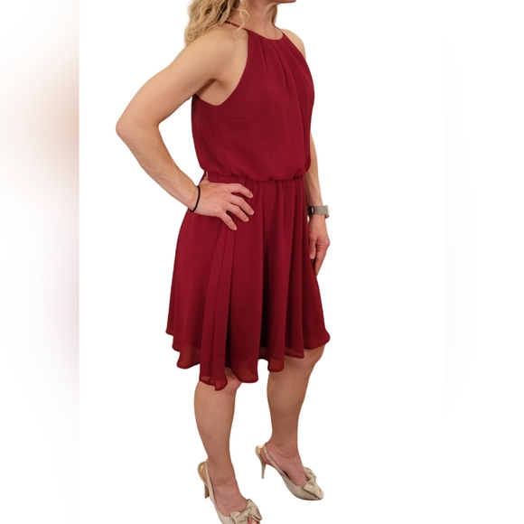 Lush Womens Size XS Elegant Burgundy Halter Flowy Mini Midi Dress Peekaboo Back - Picture 8 of 11